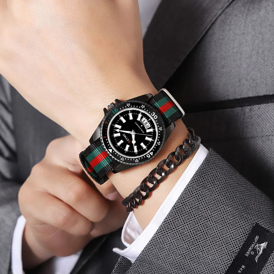 New fashionable men's nylon strap calendar watch, luxurious